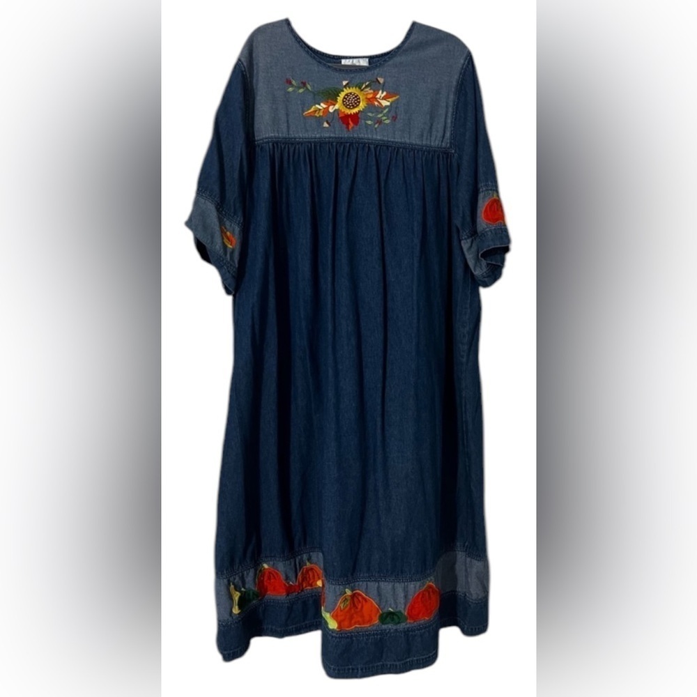 Vintage 1980s Fall Quacker Factory Embroidered Denim Relaxed Dress